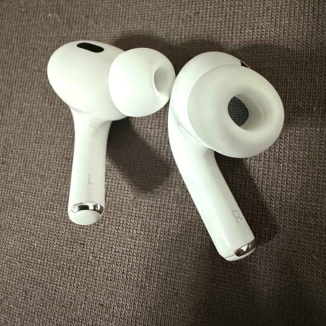 美品 AirPods Pro 第2世代 Type-C MTJV3J/A