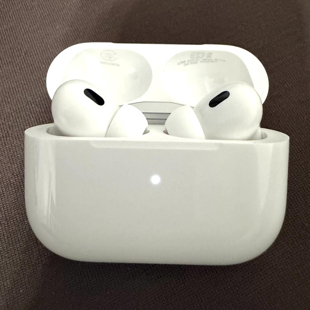 美品 AirPods Pro 第2世代 Type-C MTJV3J/A