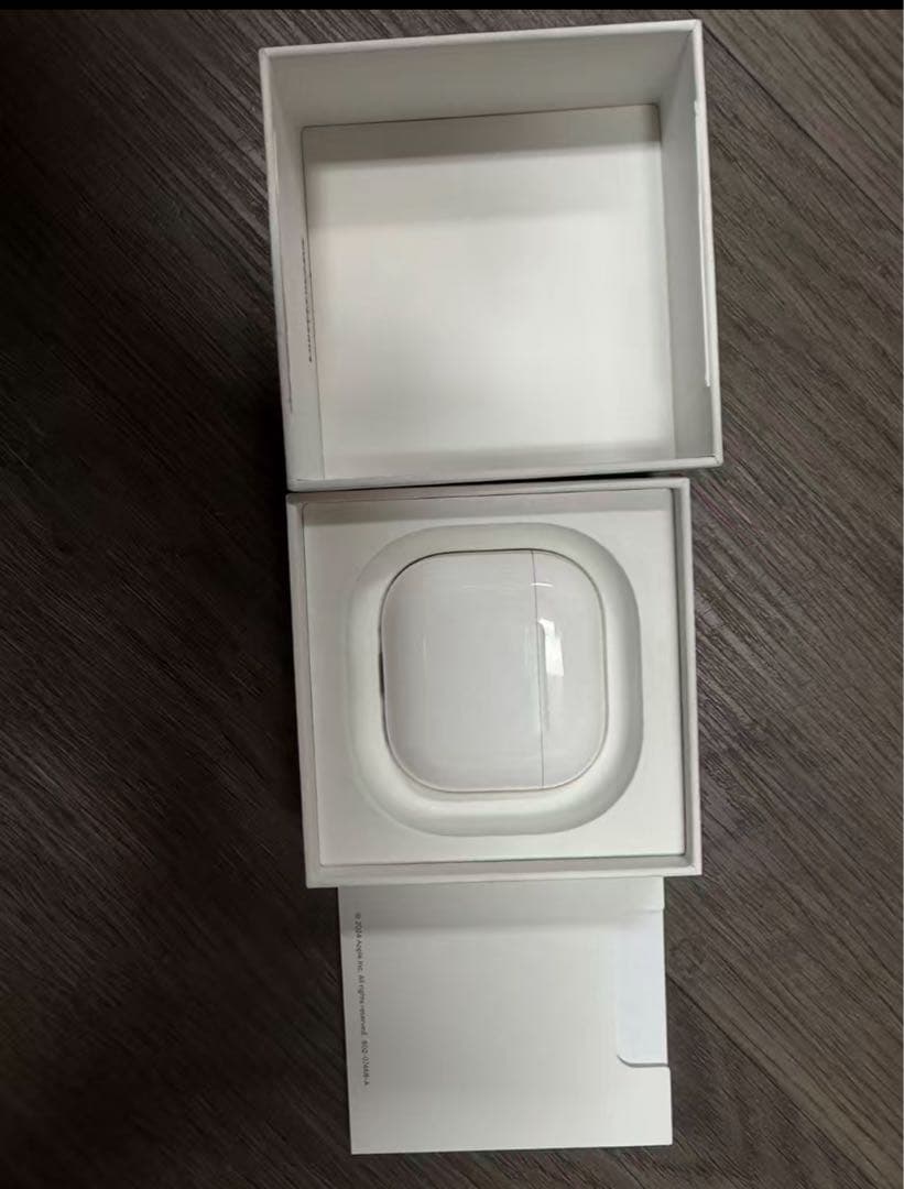 イヤホン AirPods4