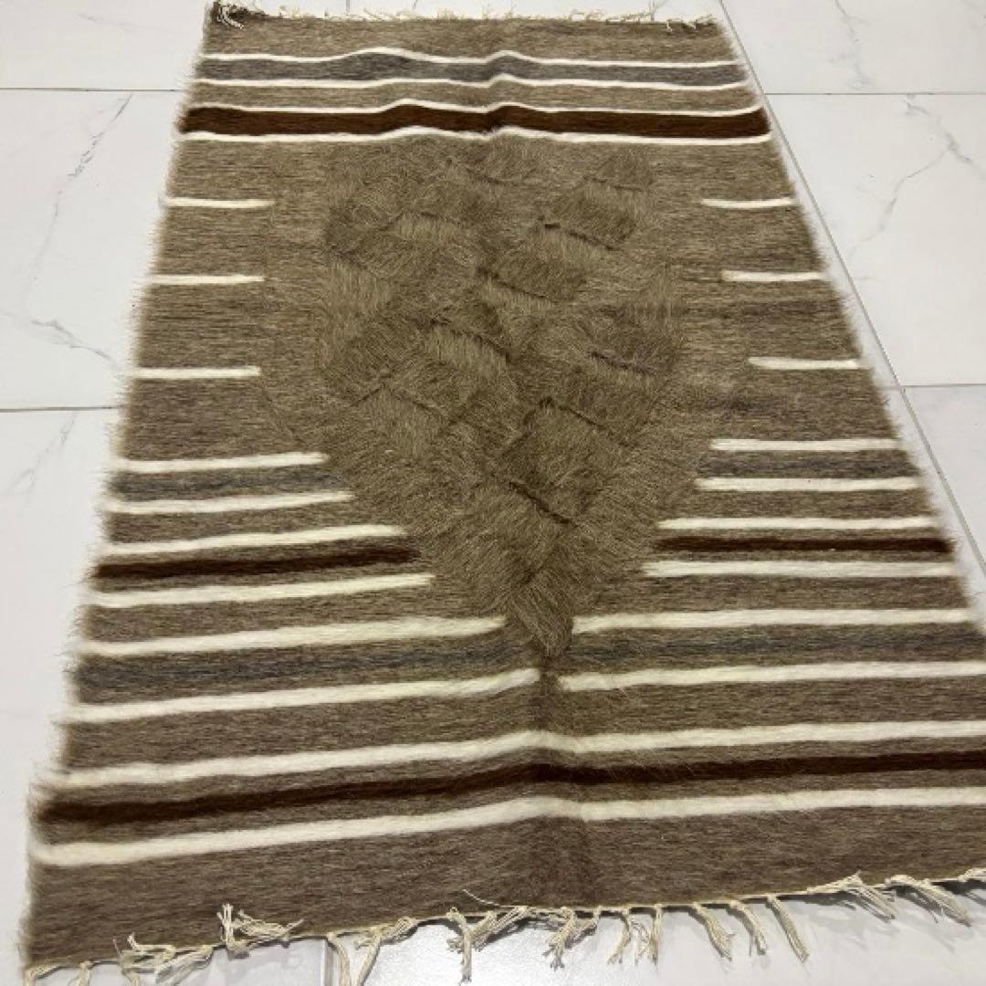 新品　80 x 130　ライトブラウン　ヤギの毛バッターニエ