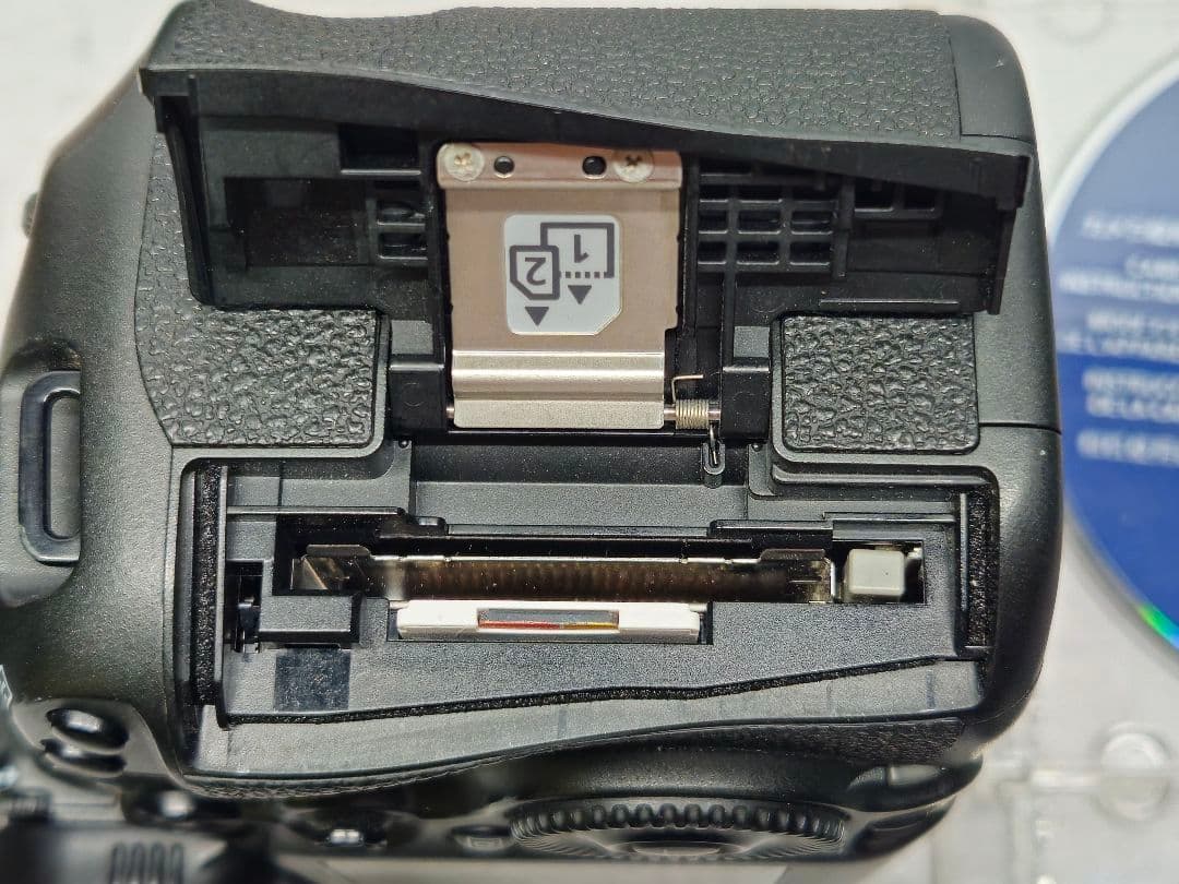 Canon EOS 5Ds R ＋ 300mmズームレンズ付属