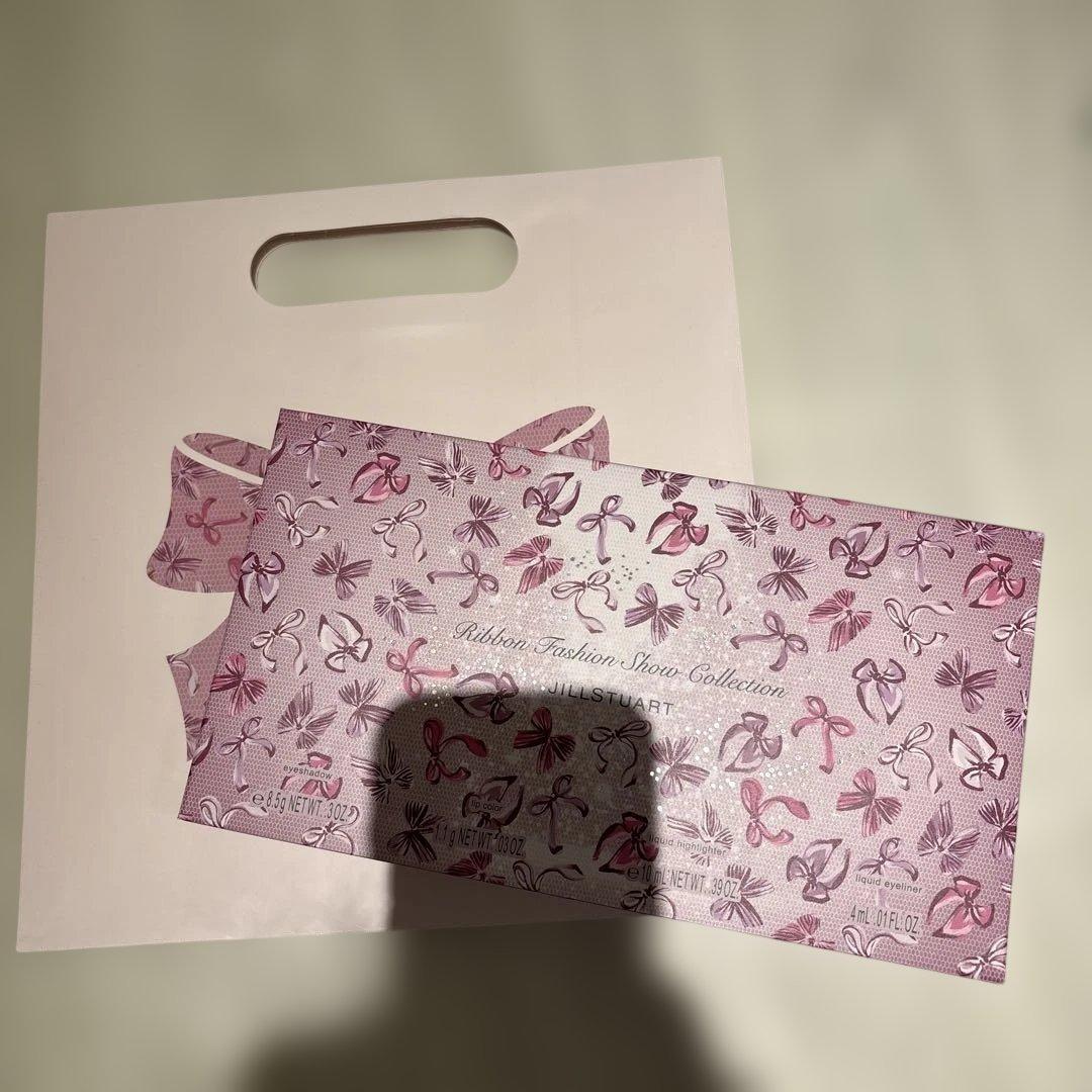 ジルスチュアート　クリスマスコフレ　2025