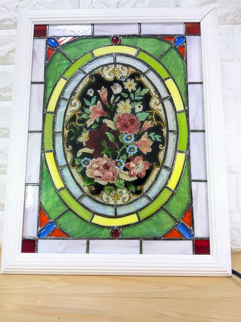 ステンドグラス　壁掛け　額付き　内部電球点灯付き