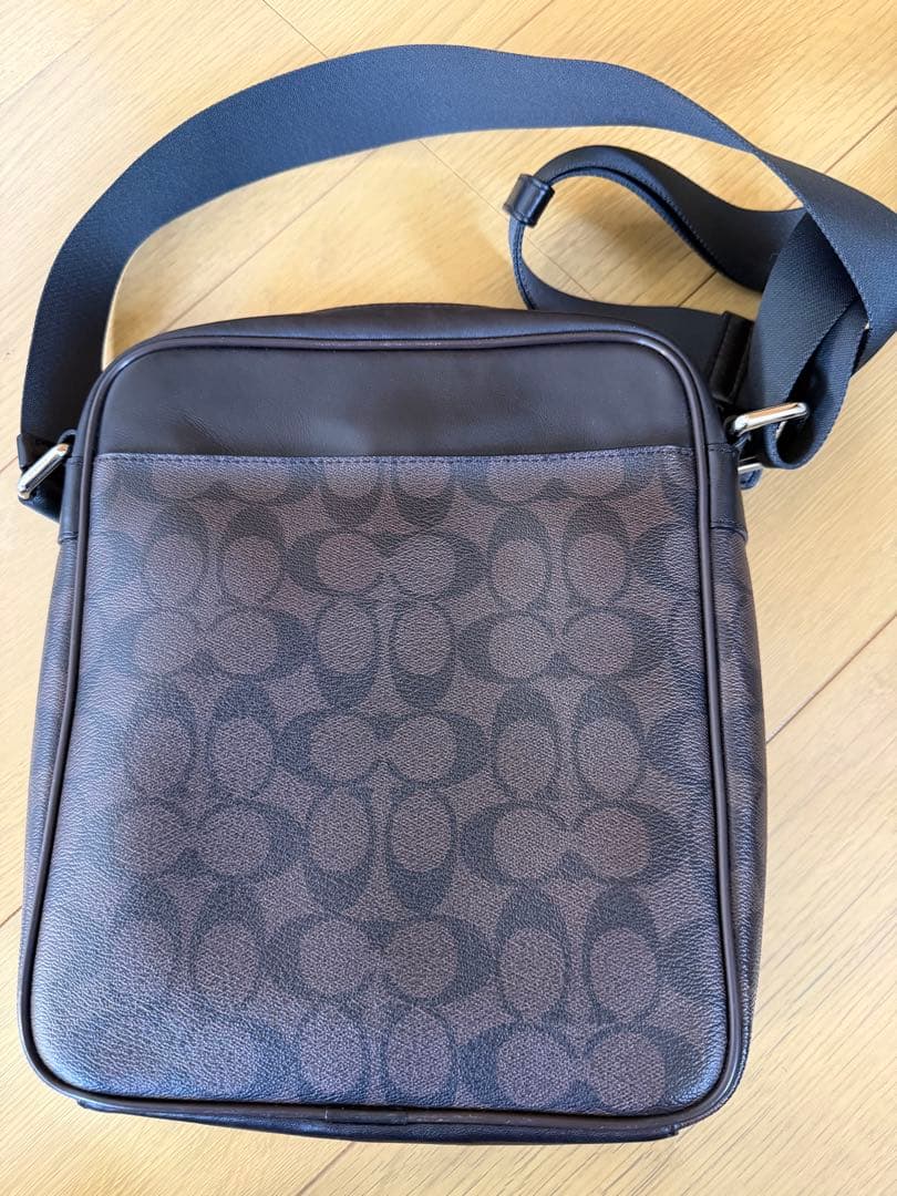 【最終値下げ絶対お得!美品,購入時より半額以下】COACH ショルダーバッグ