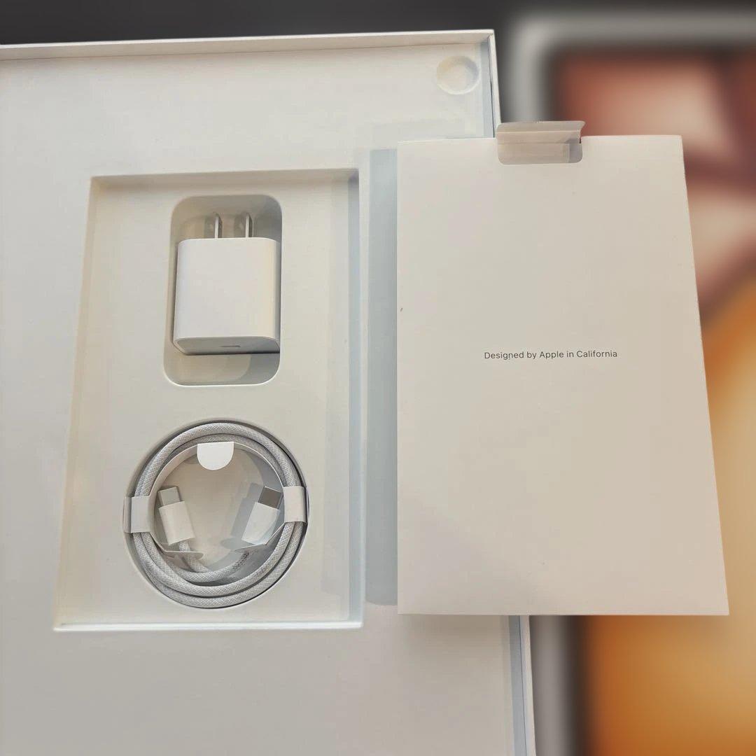 Apple iPad Air 13インチ Wi-Fi 128GB スターライト