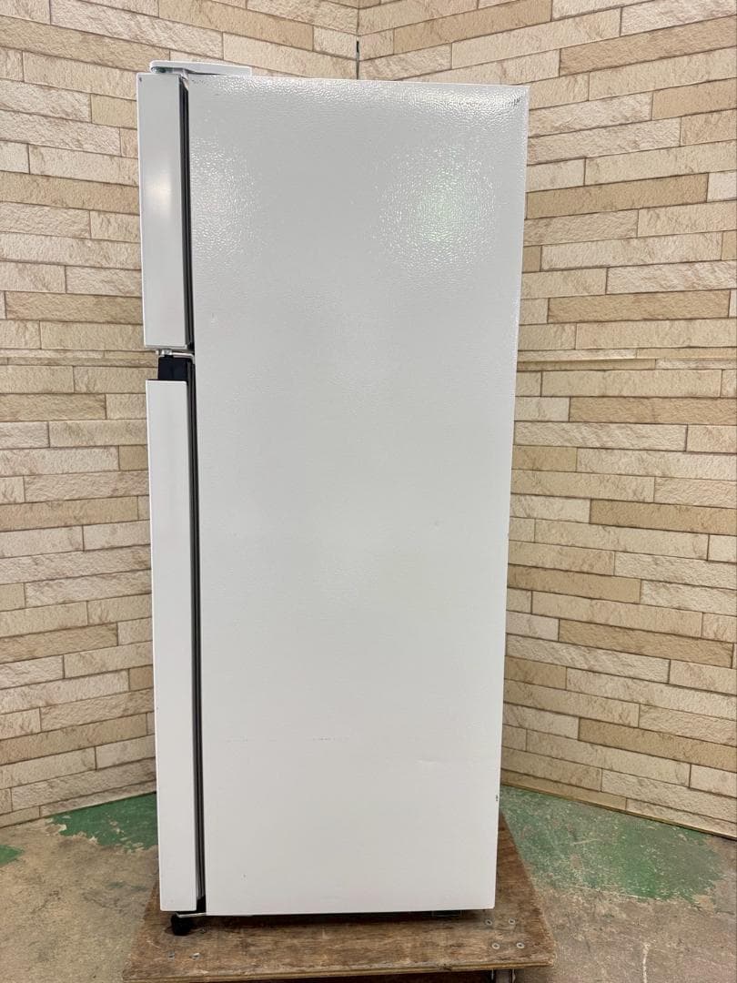 大阪送料無料★3か月保障付き★冷蔵庫★2023年★HR-B12HW★IR-685