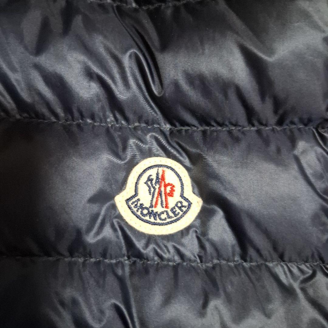 美品☆MONCLER フード付きベスト