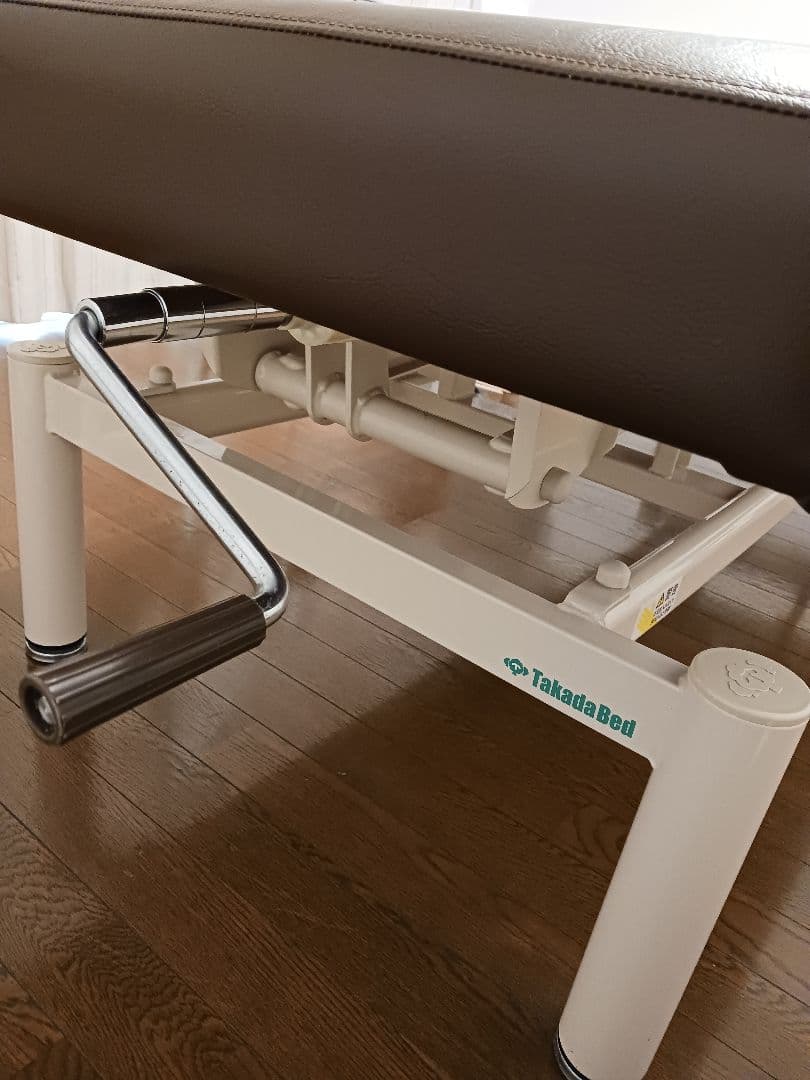 Takada Bed マッサージベッド　引き取りで18,500円割引