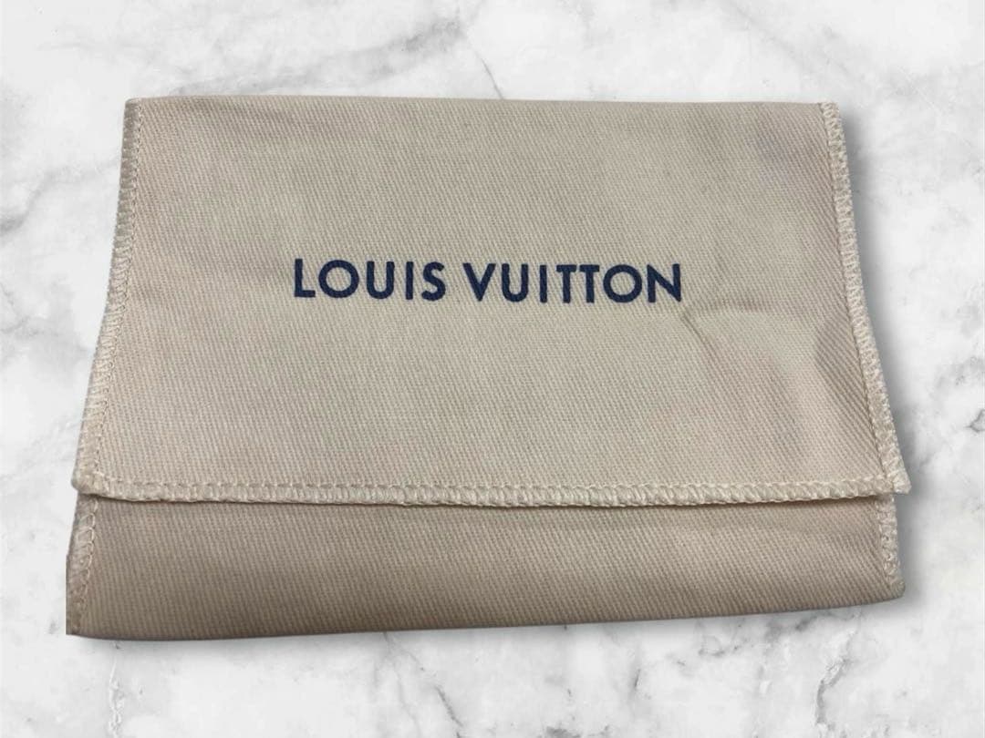 LOUIS VUITTON バッグチャーム・LV ポップフラワー MO1962