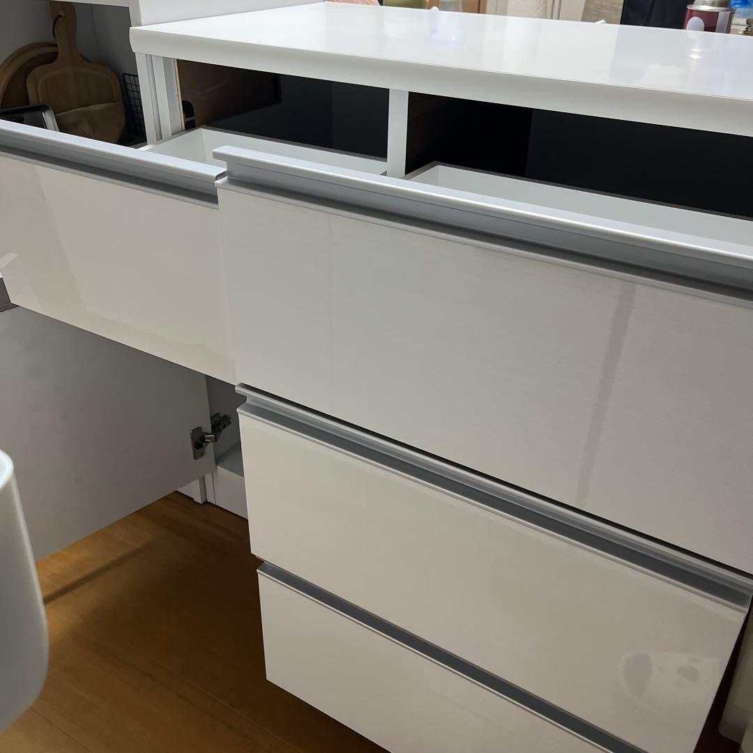 送料込み　購入後1年半ほど　食器棚、キッチンカウンター