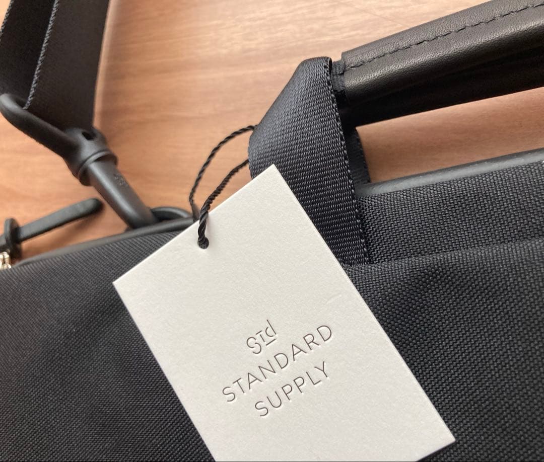 standard supply 16インチ　PC BRIEF CASE