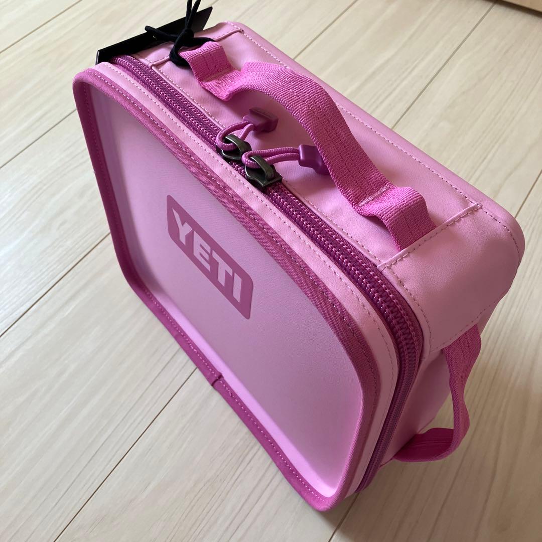 入手困難！！限定カラー　YETIランチバッグ(パワーピンク）