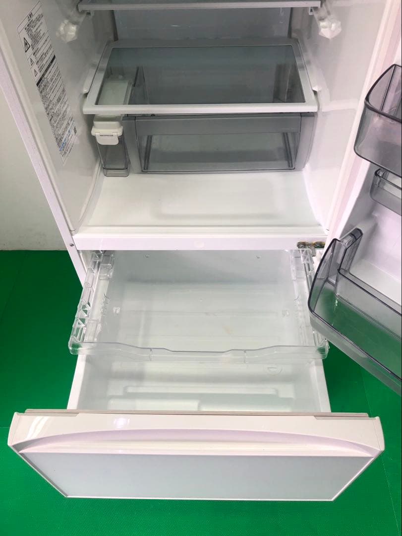 ☆地域限定自社便配送☆東芝 冷凍冷蔵庫 家庭用　2021年　ホワイト　②