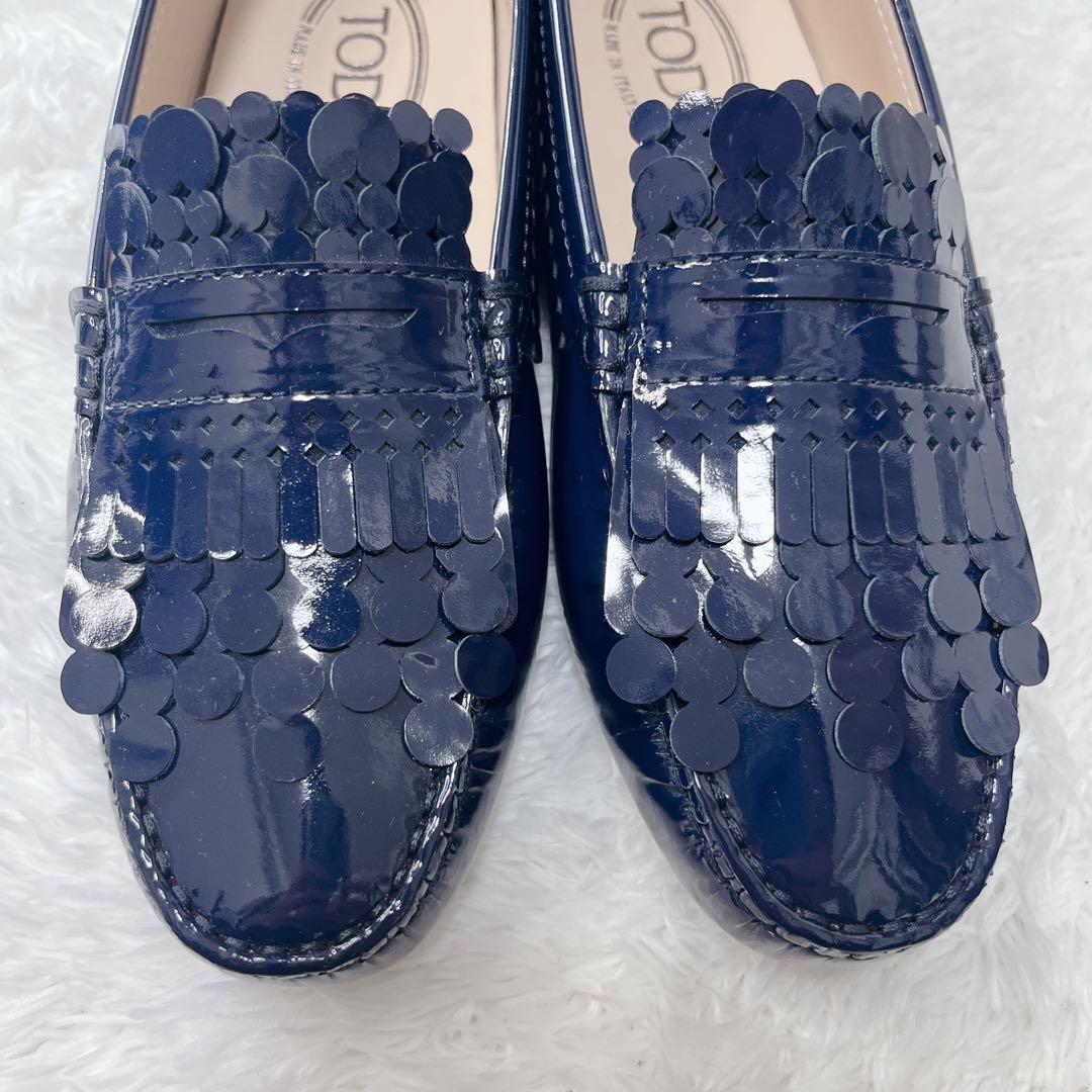 【極美品】TOD'S サイクルレースキルト付 エナメルローファー ネイビー 23