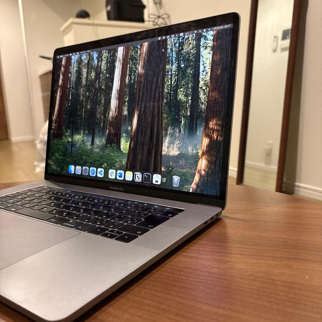 【寅河豚玉どり 】MacBookPro 15 2019 i9/16GB
