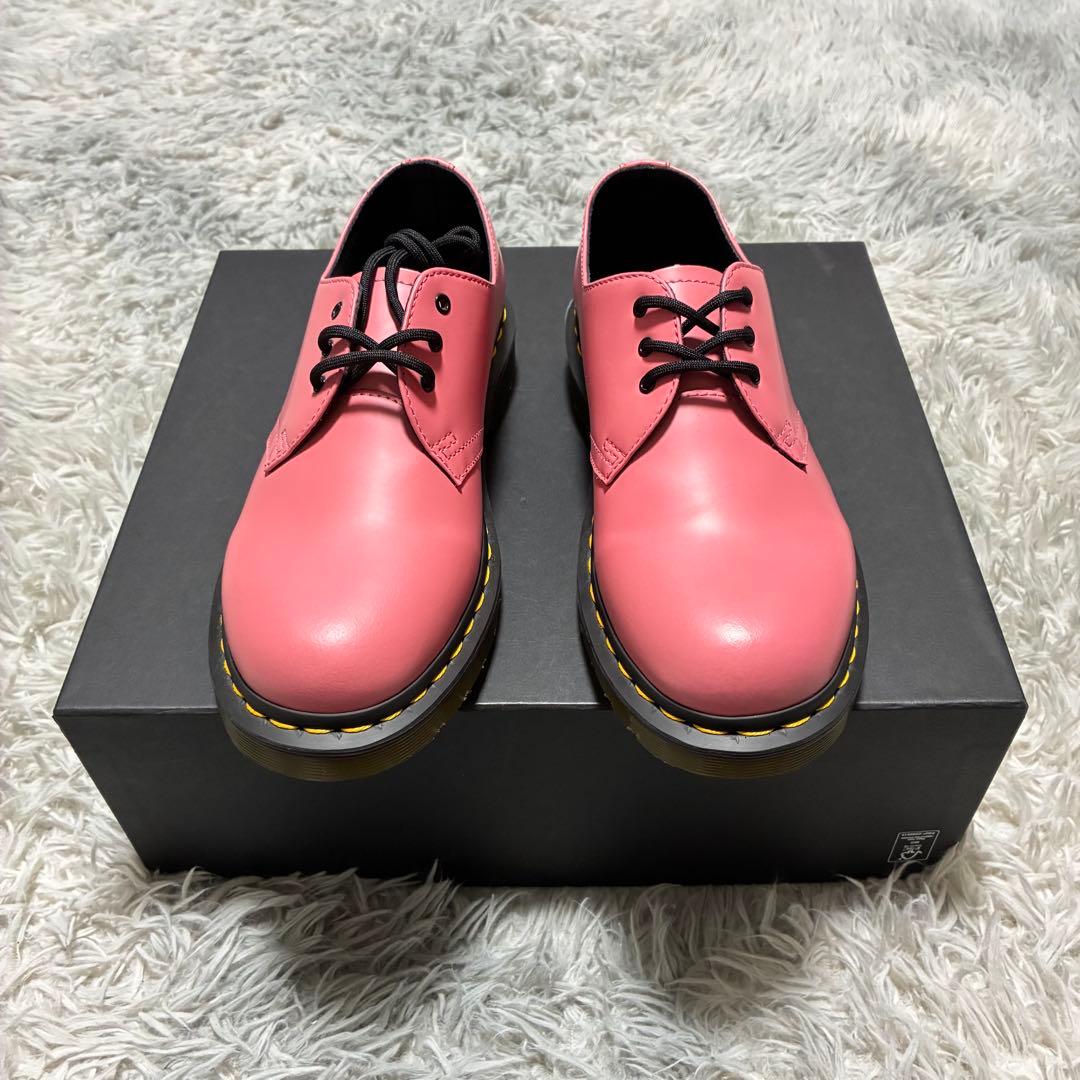 【未使用美品】Dr.Martens 本革 3ホール AW006 ピンク UK6