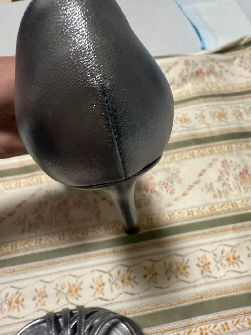 セルジオロッシ　サンダル　37 シルバー　美品