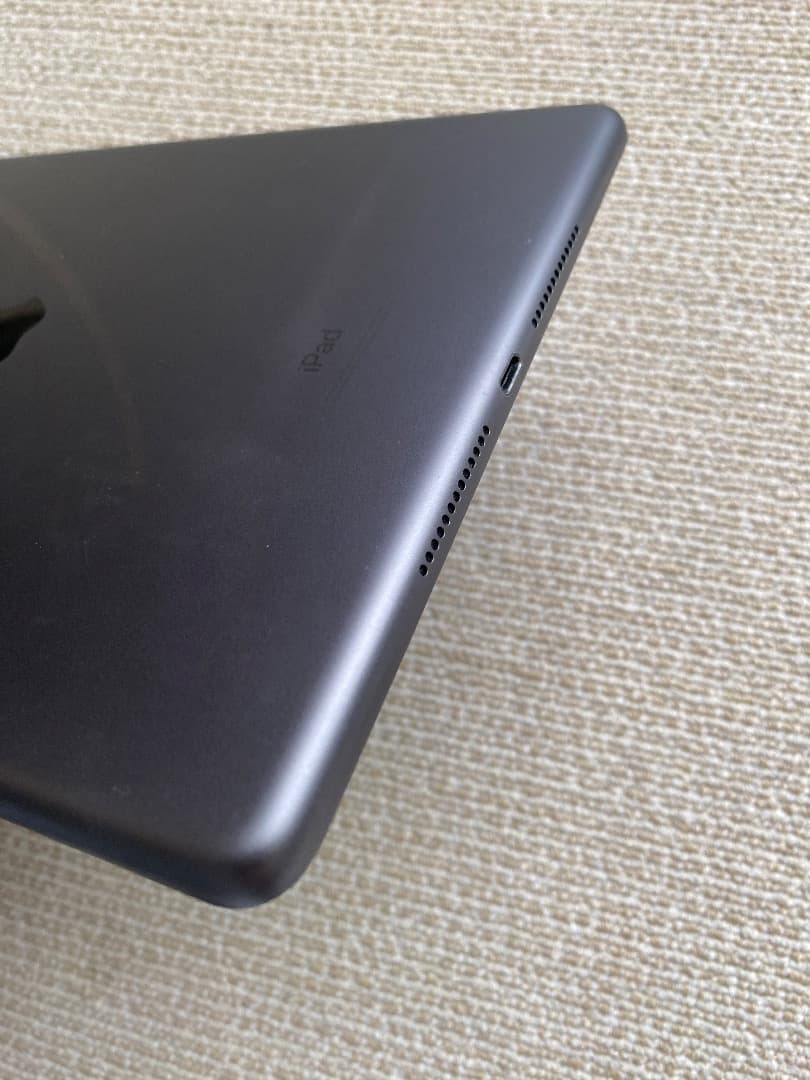 バッテリー93% iPad 第7世代　128GB Wi-Fi Pencil付き