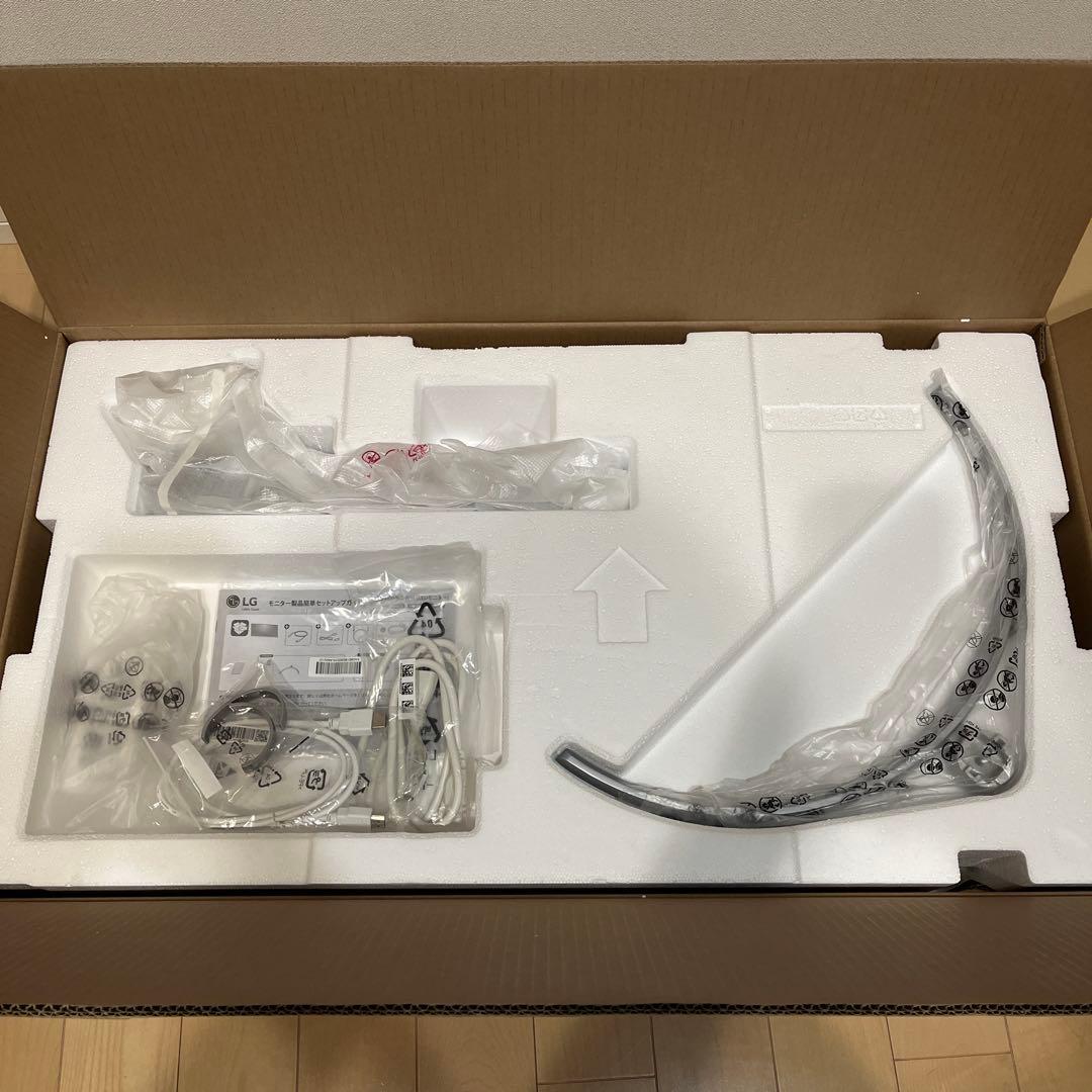 34WQ650-W/34型/UWFHD/IPS/ほぼ未使用