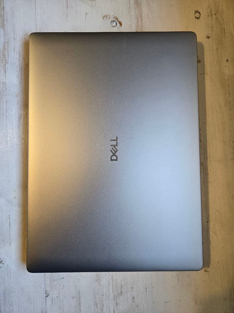 【ほぼ新品】Dell 14ノートPC Core 7 32GB 1TB SSD