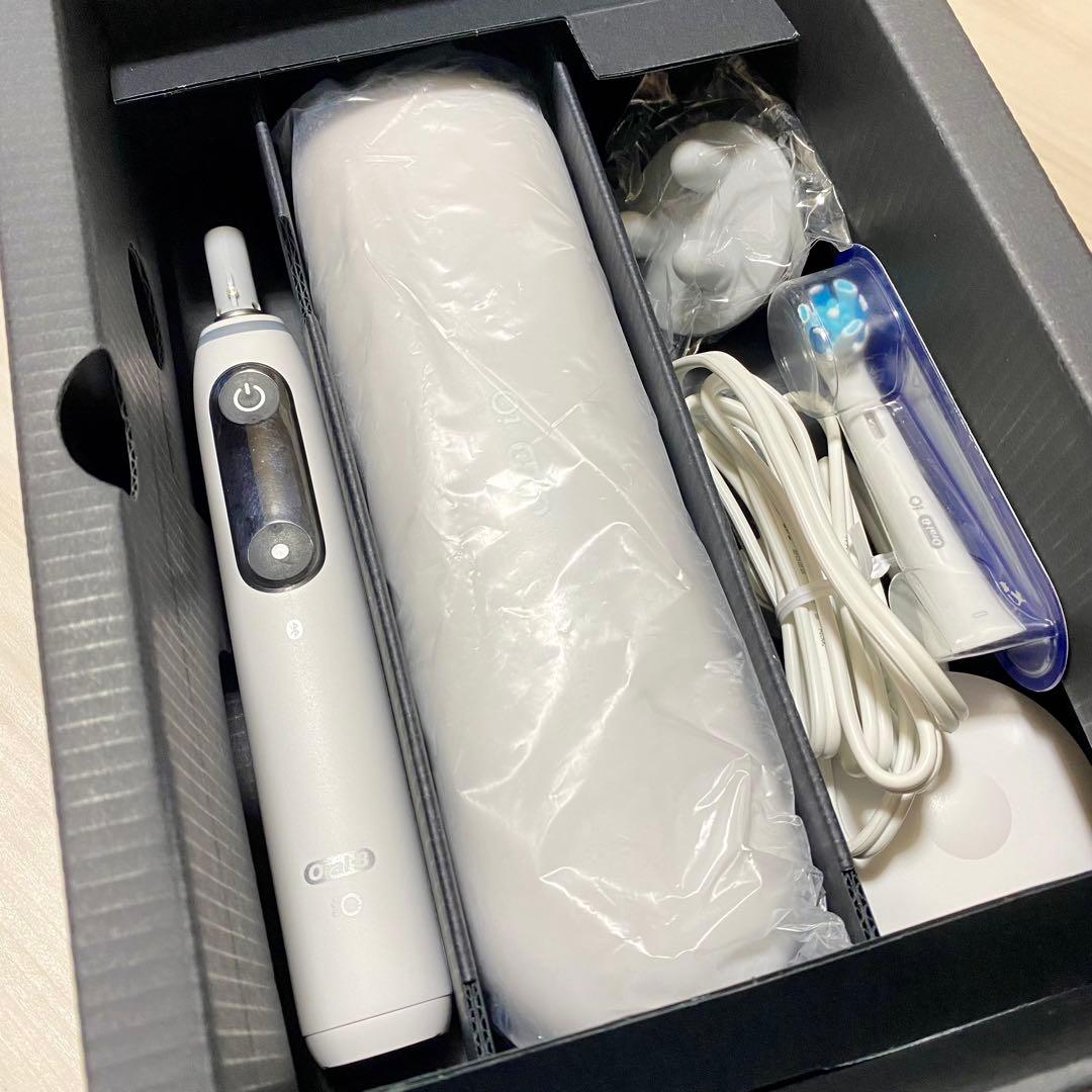 ブラウン iOシリーズ8 ホワイトアラバスター オーラルB