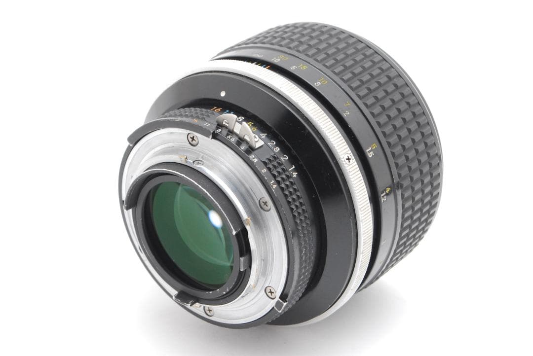 ニコンNikon Ai-s Nikkor 85mm F/1.4 MF #3364
