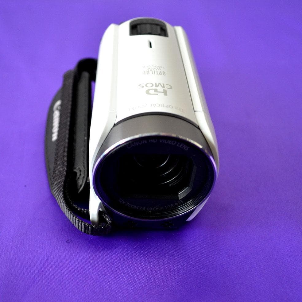 キャノンビデオカメラ　iVIS HF R700