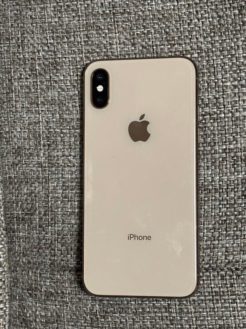 タイムセール中 iPhoneXS 256GB ゴールド 本体