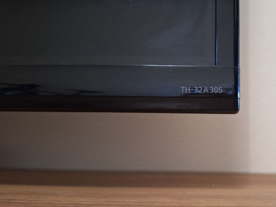 32型ハイビジョン液晶テレビ（TH-32A305）