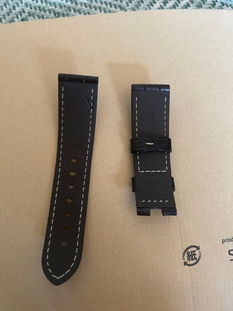 ブラウンレザーベルト クロコダイル型押し　Dバックル　42ミリケース