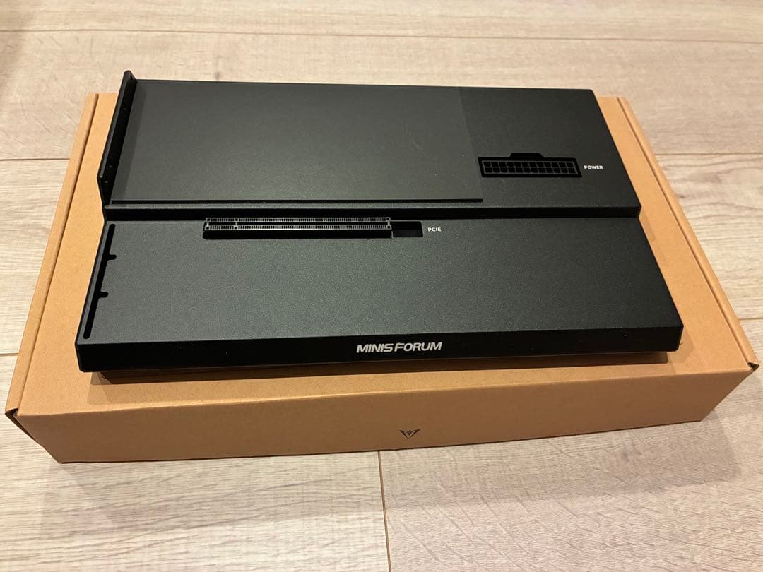 MINISFORUM DEG1 外付けGPU ドッキングステーション開封のみ美品