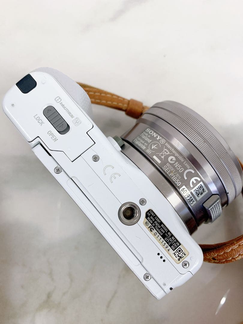 ＋Sony α NEX-3N ミラーレスカメラ ズームレンズ付き　ホワイト