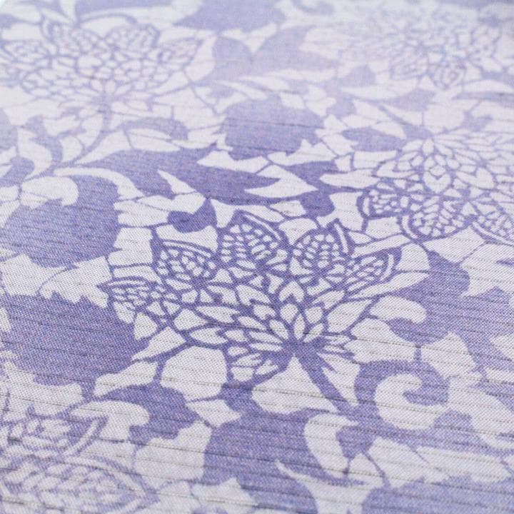 エレガントな【型絵染】　希少な【本場大島紬】の袋帯　お使い勝手抜群の【全通柄】