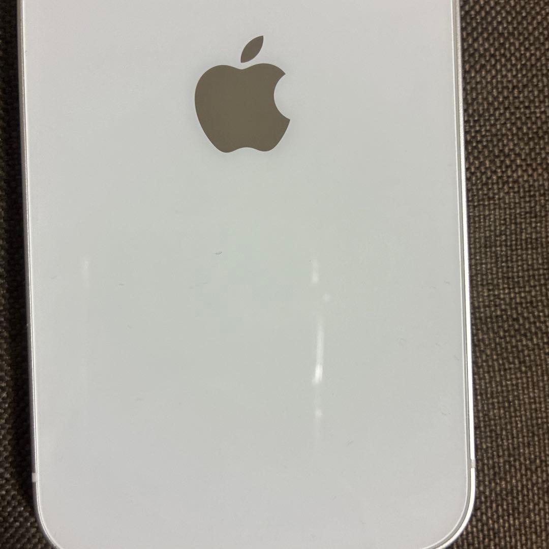 iPhone 13 スターライト 128GB docomo SIMフリー