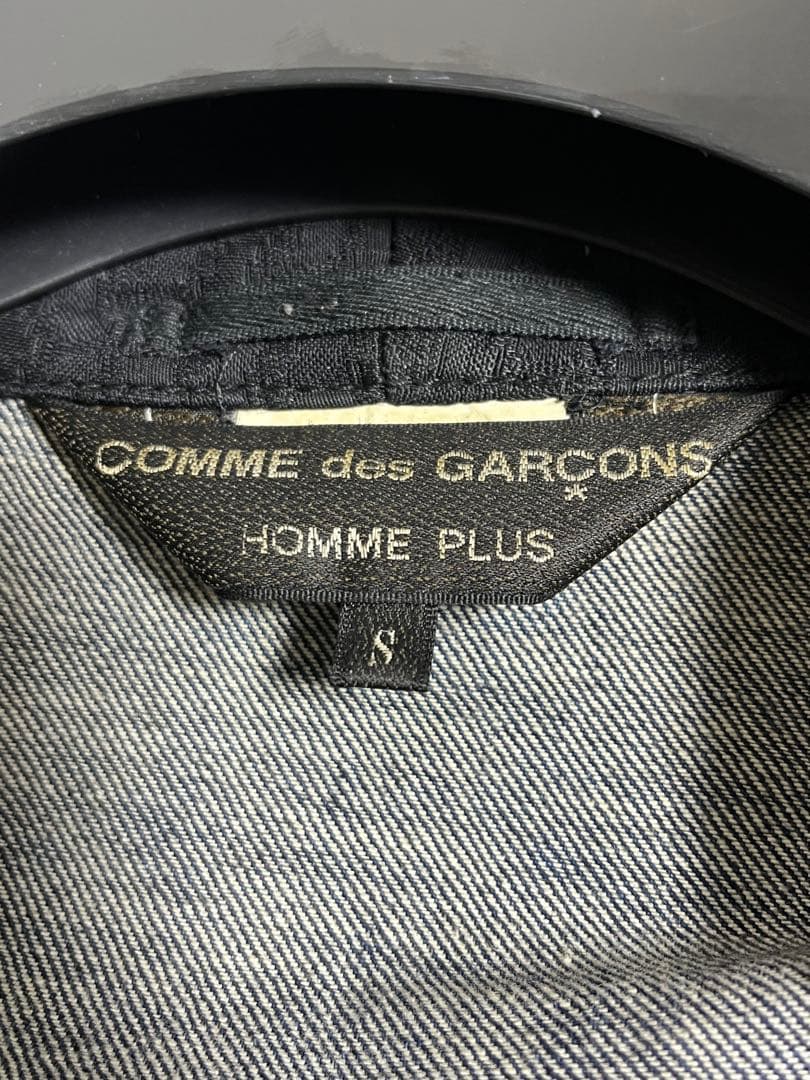 コムデギャルソンオムプリュス　2011aw デカダンス期　ファーストルック