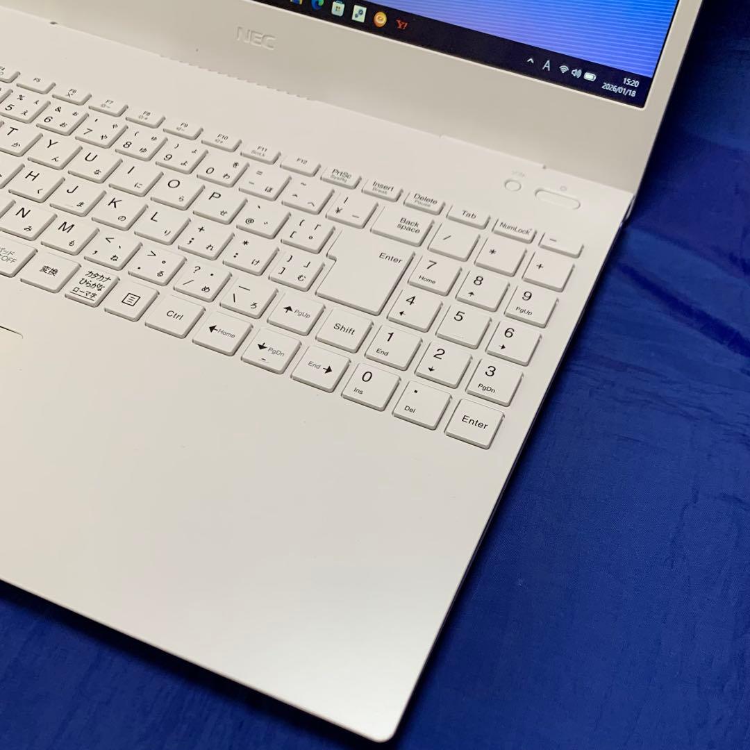 2022年モデル Core i3 NEC ノートパソコン LAVIE N15