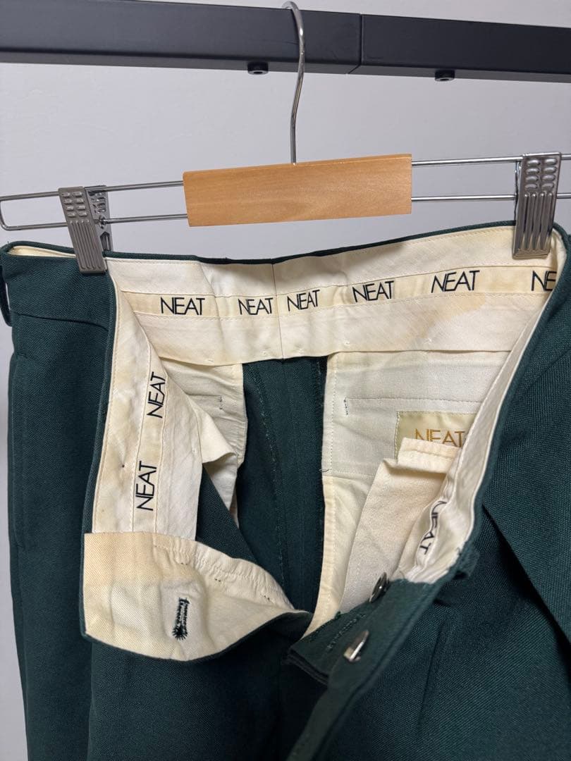 NEAT 2タック　スラックスパンツ　グリーン　46