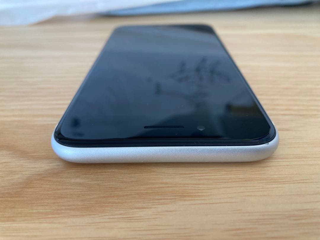 Apple iPhone SE2 本体