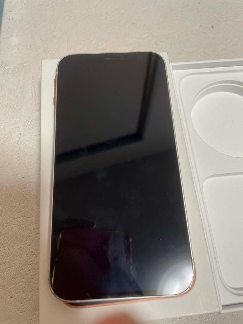 Apple iPhone 12 本体 SIMフリー おまけあり