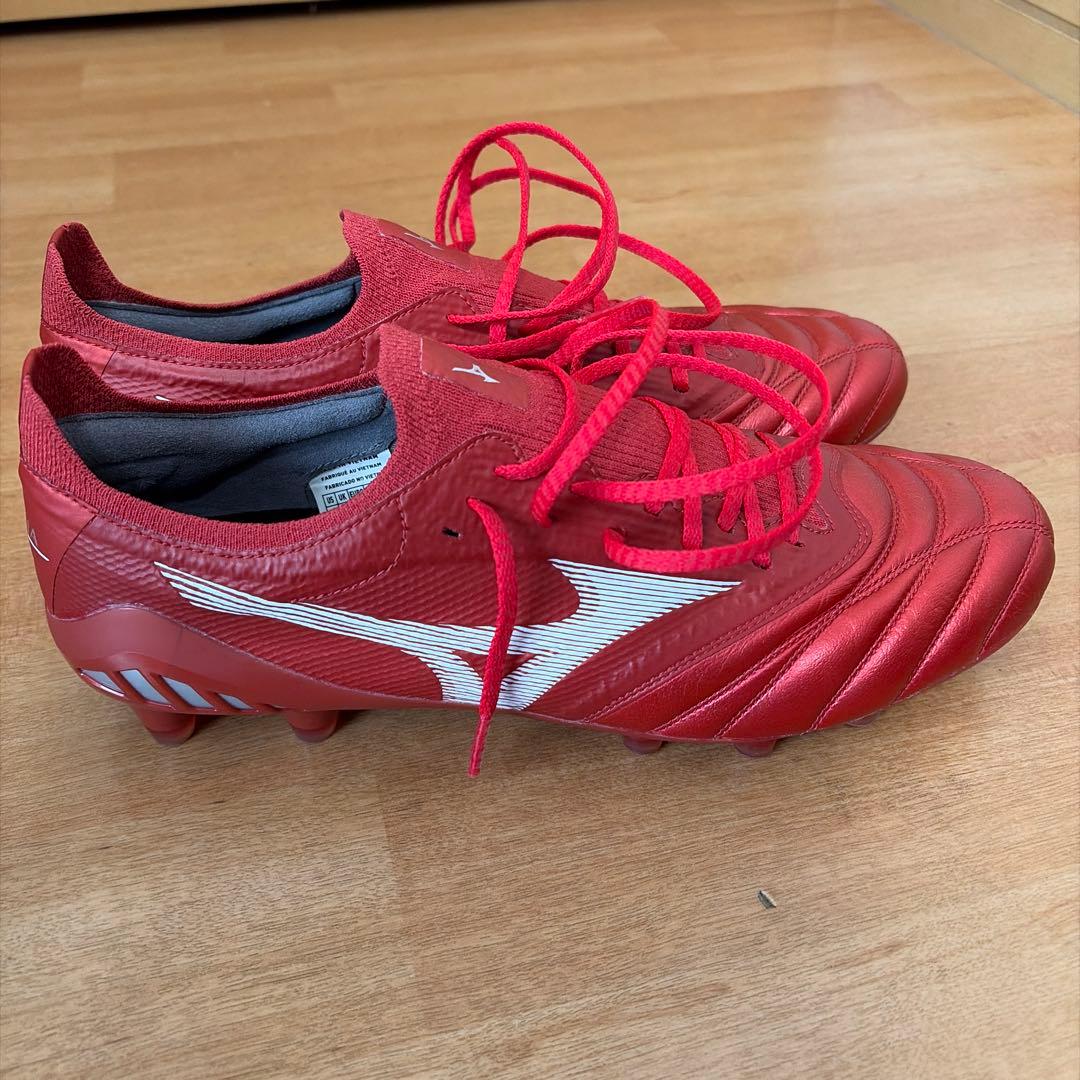 Mizuno ミズノ Morelia Neo3β レッド スパイク 26.5
