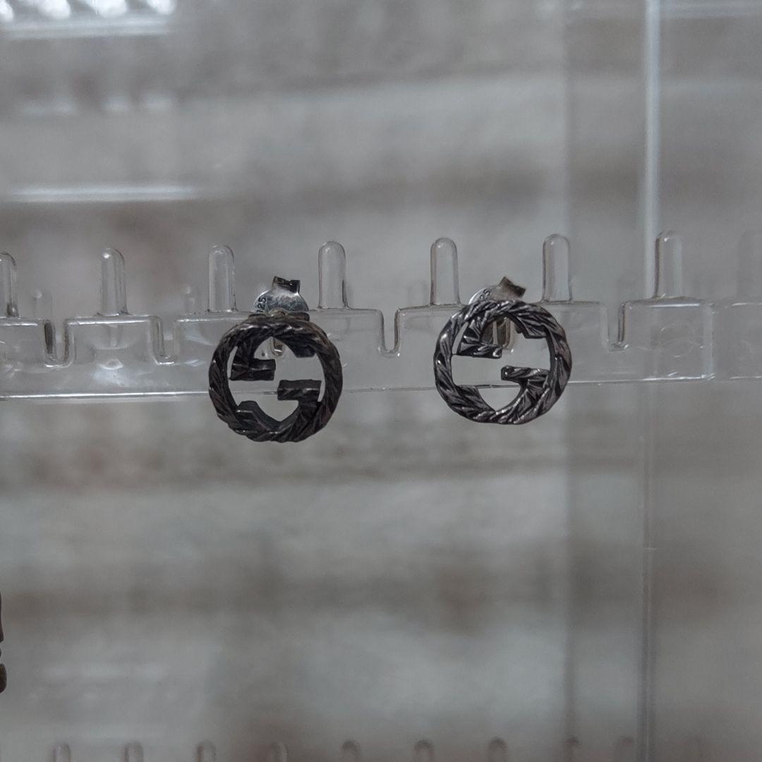 GUCCIピアス両耳