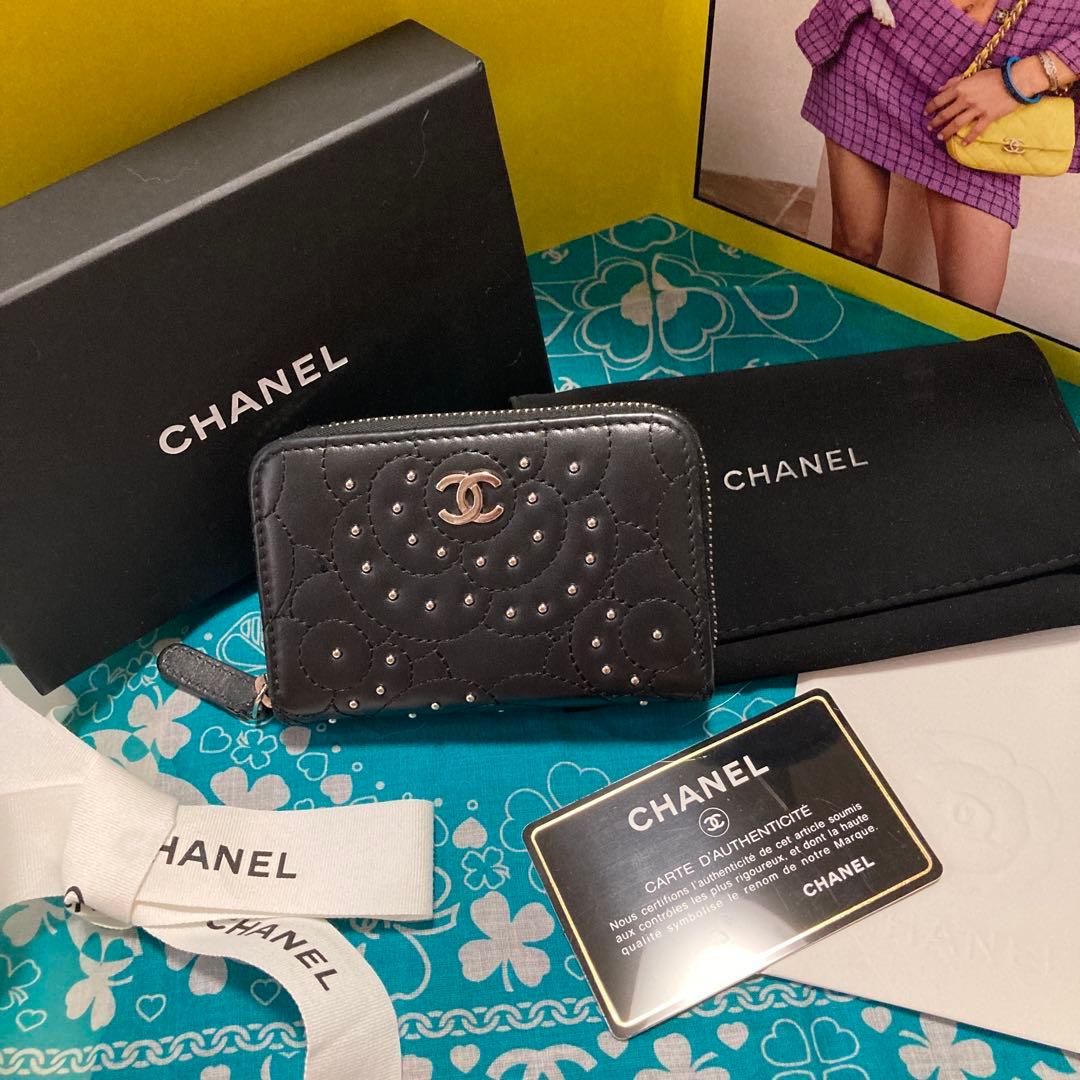 美品☆CHANEL ブラック ケース スタッズ☆カメリア☆カードケース☆
