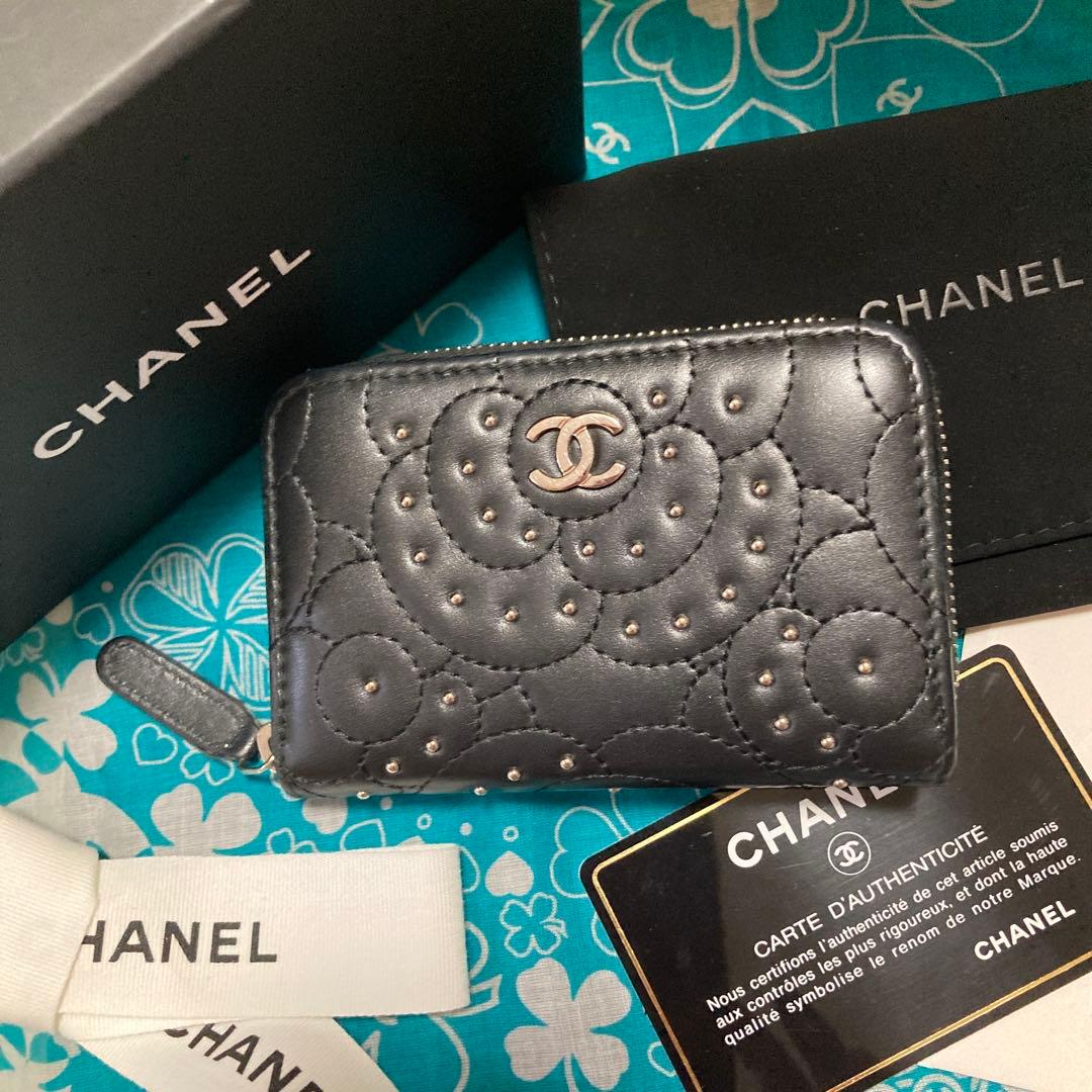 美品☆CHANEL ブラック ケース スタッズ☆カメリア☆カードケース☆