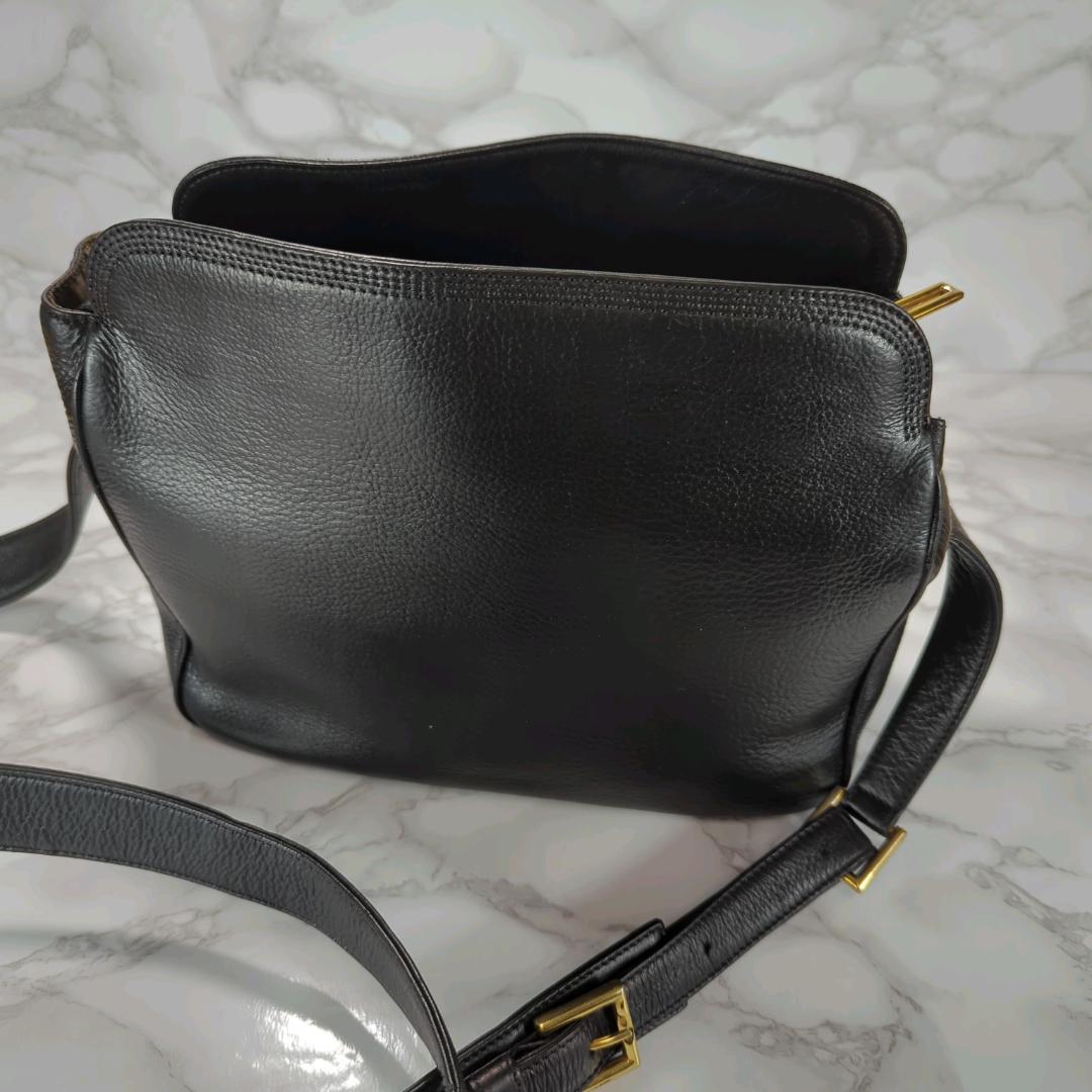 [美品]　LOEWE ロエベ アナグラム シ ョルダーバッグ ブラック