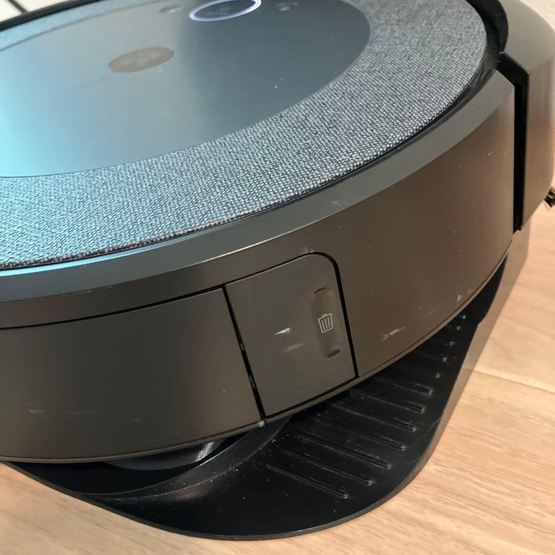 ルンバ　iRobot i3+ 自動掃除機　クリーンベース