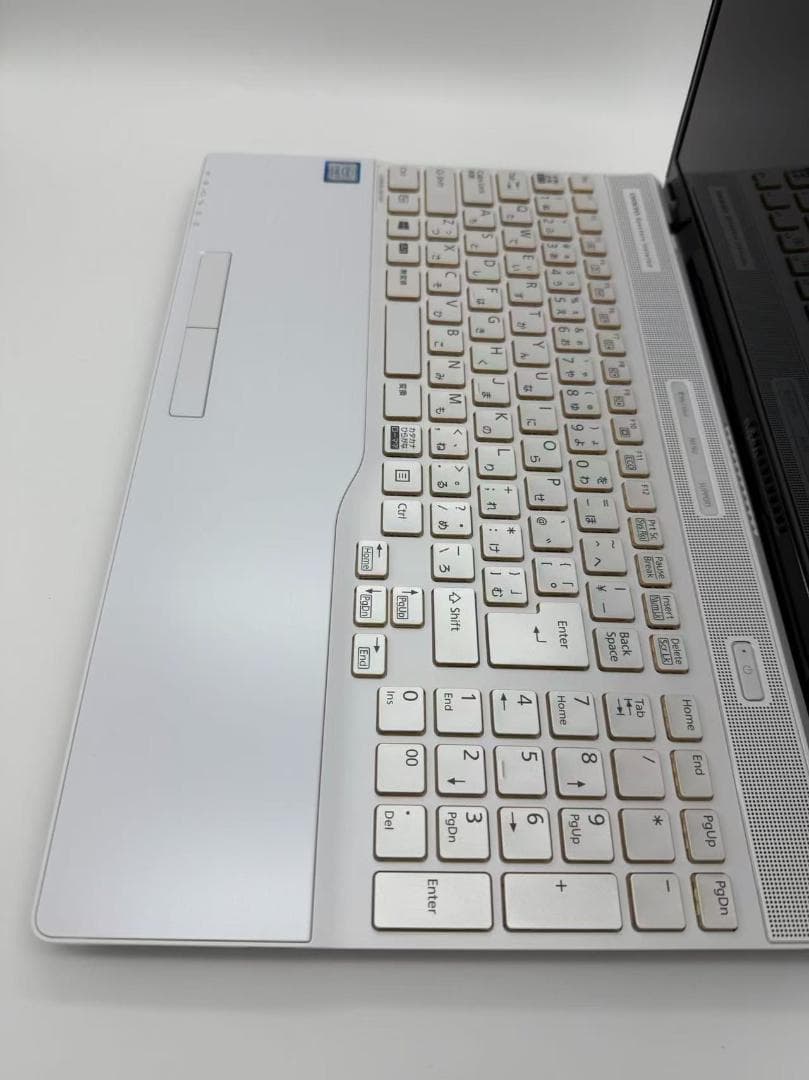 超美品 富士通 第八世代 i7 新品SSD+HDD Office2021