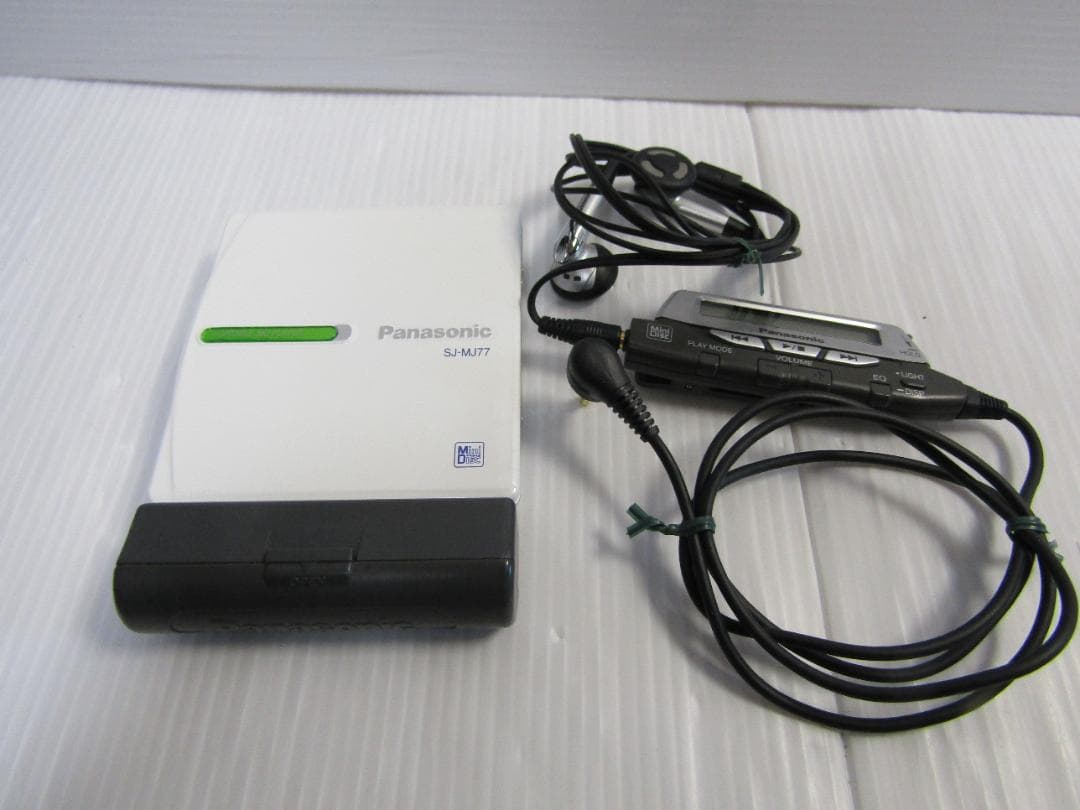 A3325 Panasonic ポータブルMDプレーヤー　SJ-MJ77