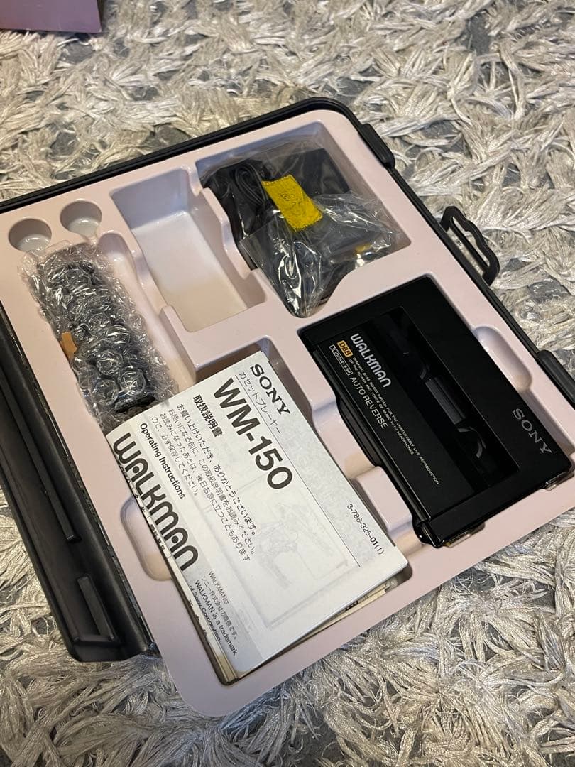 SONY WM-150 WALKMAN カセットプレーヤー　ケース付ウォークマン