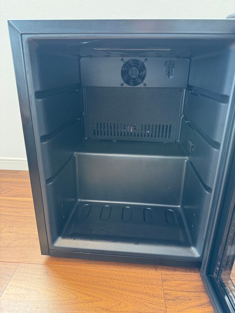 日本酒冷蔵庫（一升瓶縦置き）※パーツ欠け