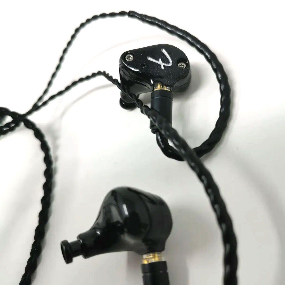 Fender TRACK イヤモニ 黒 試聴のみ美品 リケーブル対応 高音質